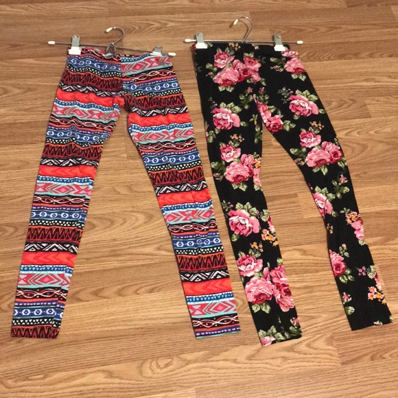 🌟🌟3/pack bundle -Fun junior leggings🌟🌟 - Picture 2 of 3